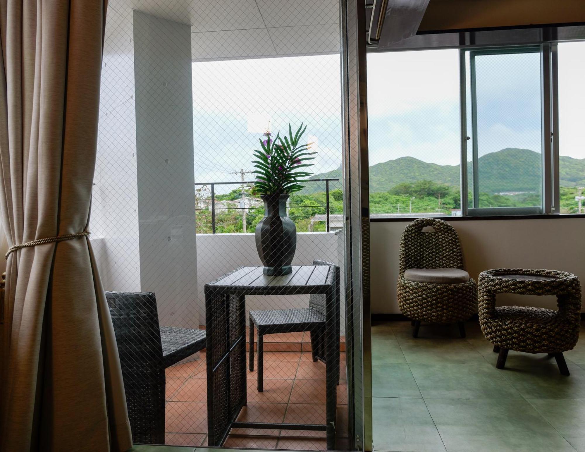 Alaise De Bale Ishigaki Hotel Ishigaki  Bagian luar foto