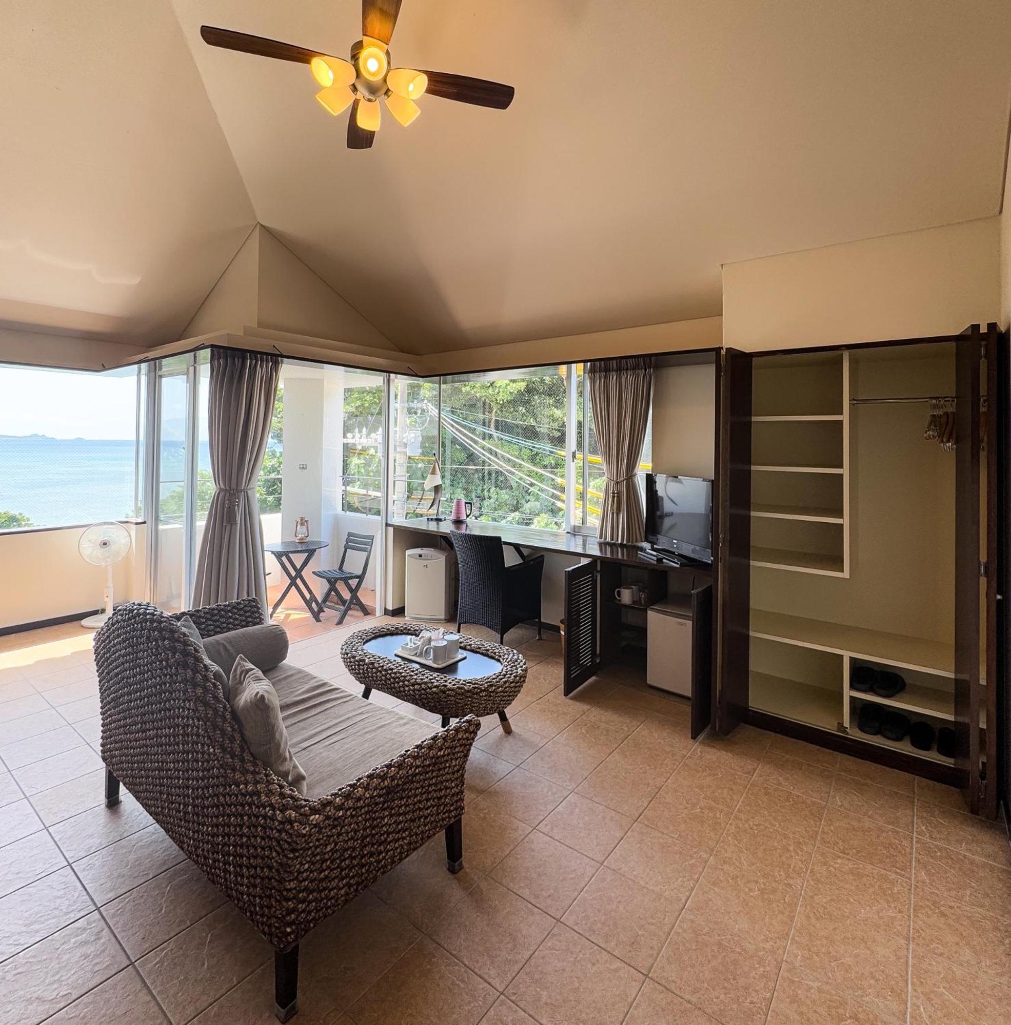 Alaise De Bale Ishigaki Hotel Ishigaki  Bagian luar foto