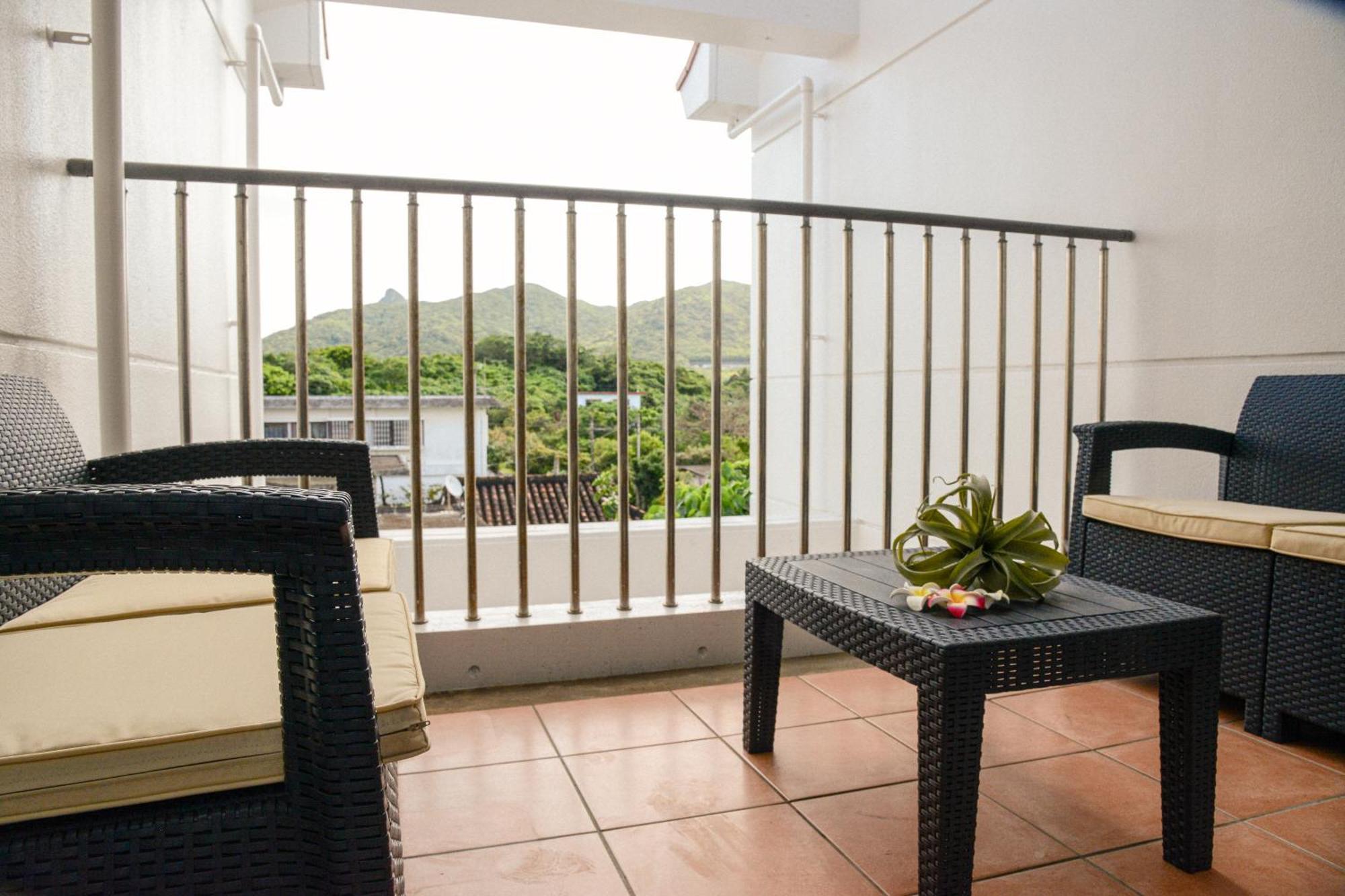 Alaise De Bale Ishigaki Hotel Ishigaki  Bagian luar foto